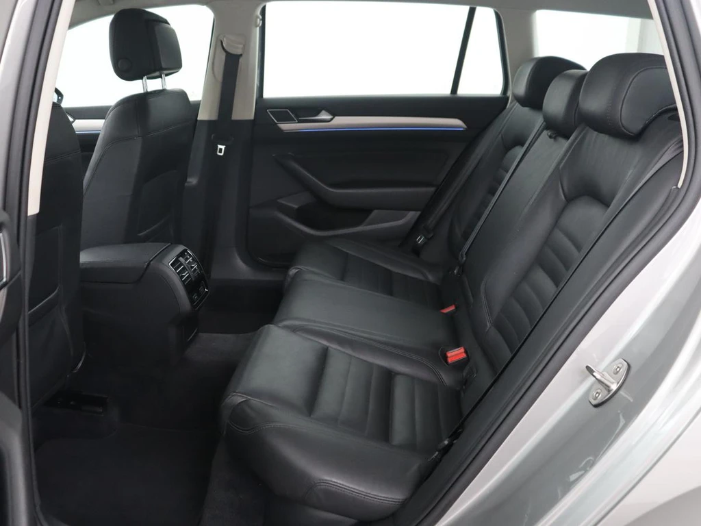 Volkswagen Passat – foto 8