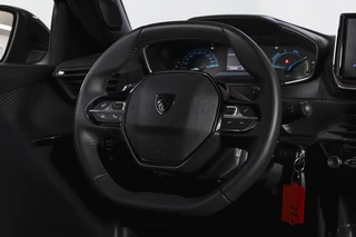 Peugeot 2008 – thumbnail 14