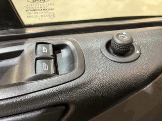 Ford Transit Custom – thumbnail 17