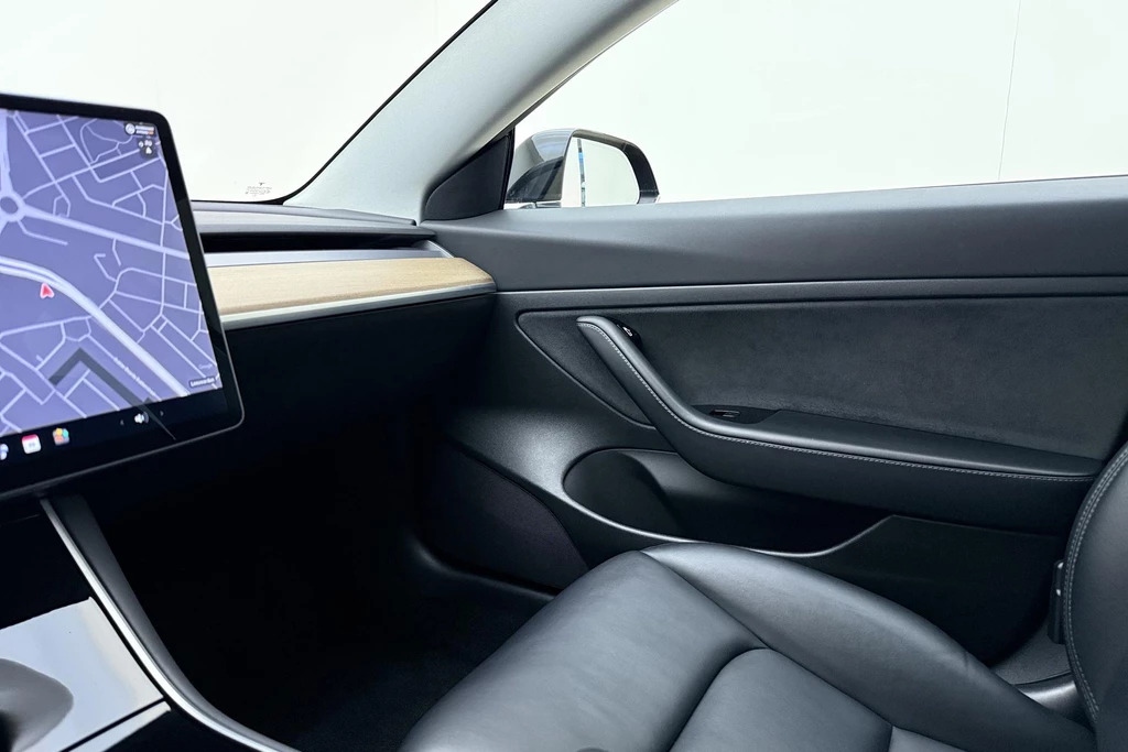 Tesla Model 3 – foto 33