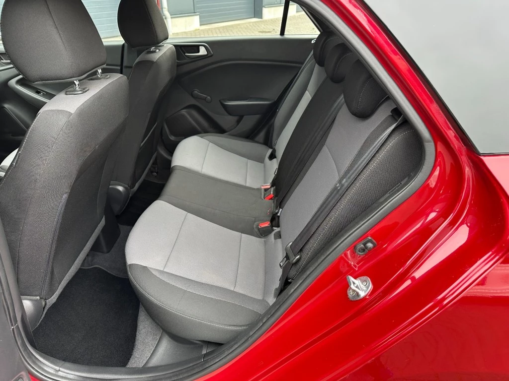 Hyundai i20 – foto 32