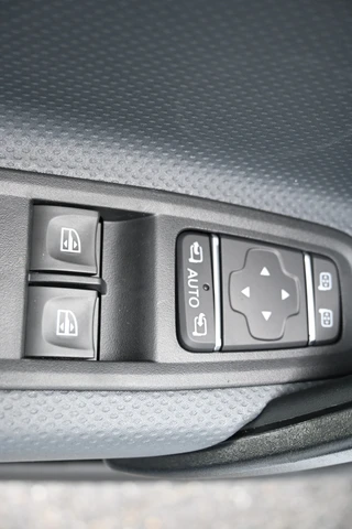 Mercedes-Benz eCitan – thumbnail 12