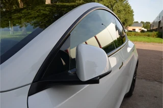 Tesla Model Y – thumbnail 30