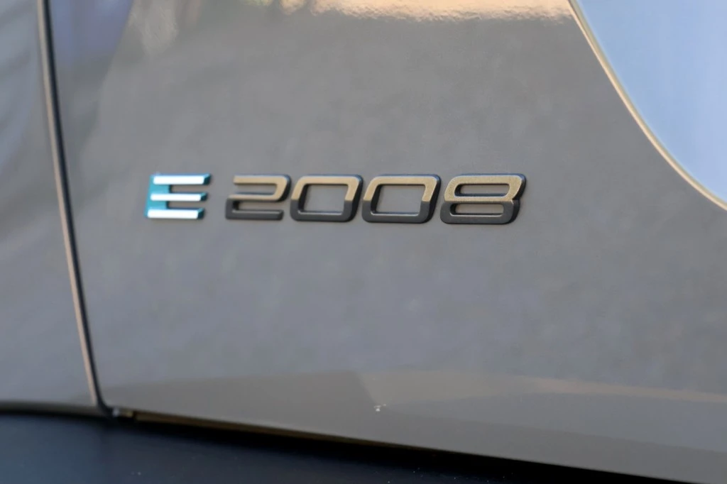 Peugeot e-2008 – foto 33