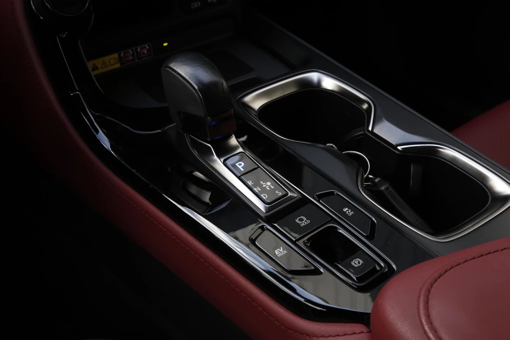 Lexus NX – foto 32