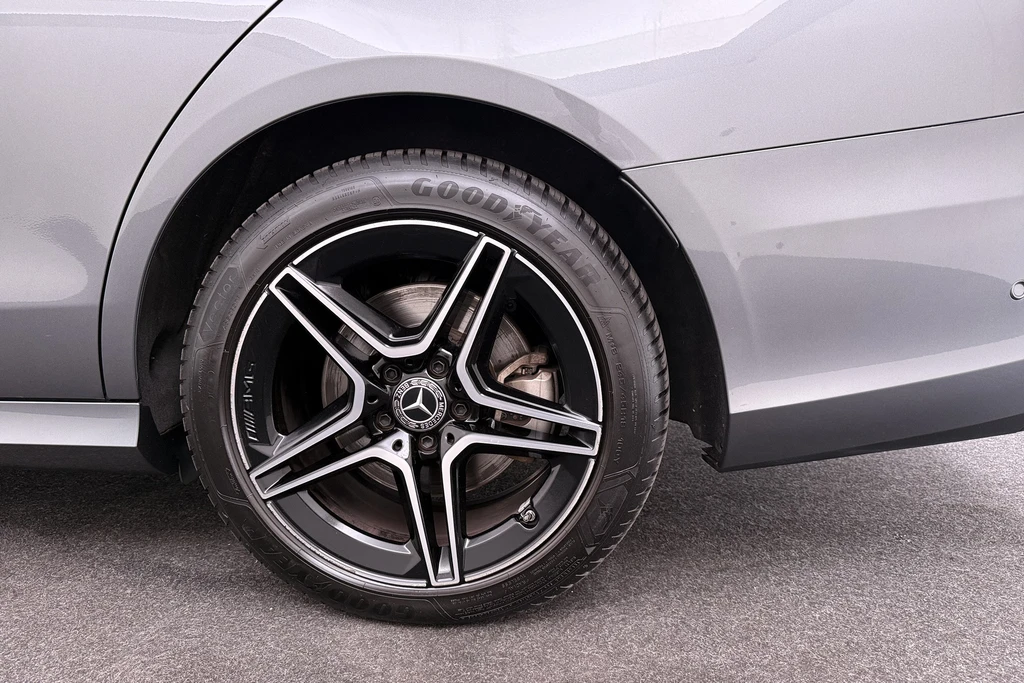 Mercedes-Benz E-Klasse – foto 7