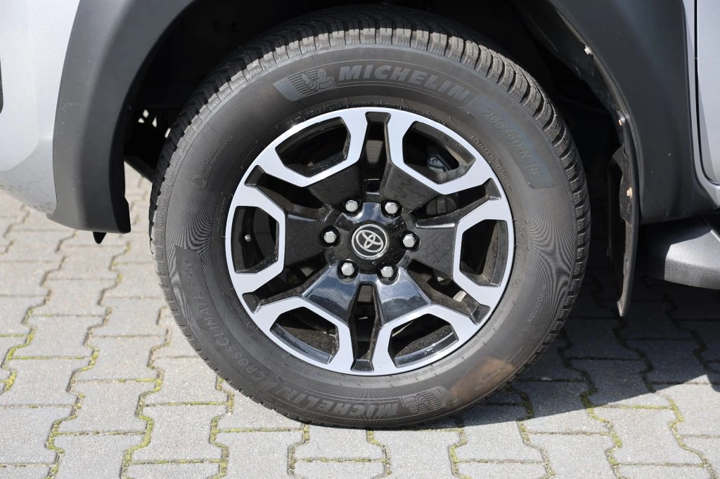 Toyota Hilux – foto 7