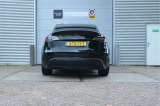 Tesla Model Y – thumbnail 2