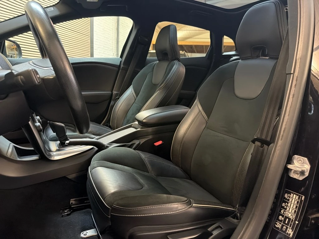 Volvo V40 – foto 13