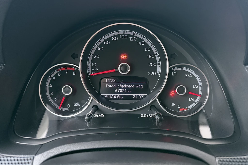 Volkswagen up! – foto 17
