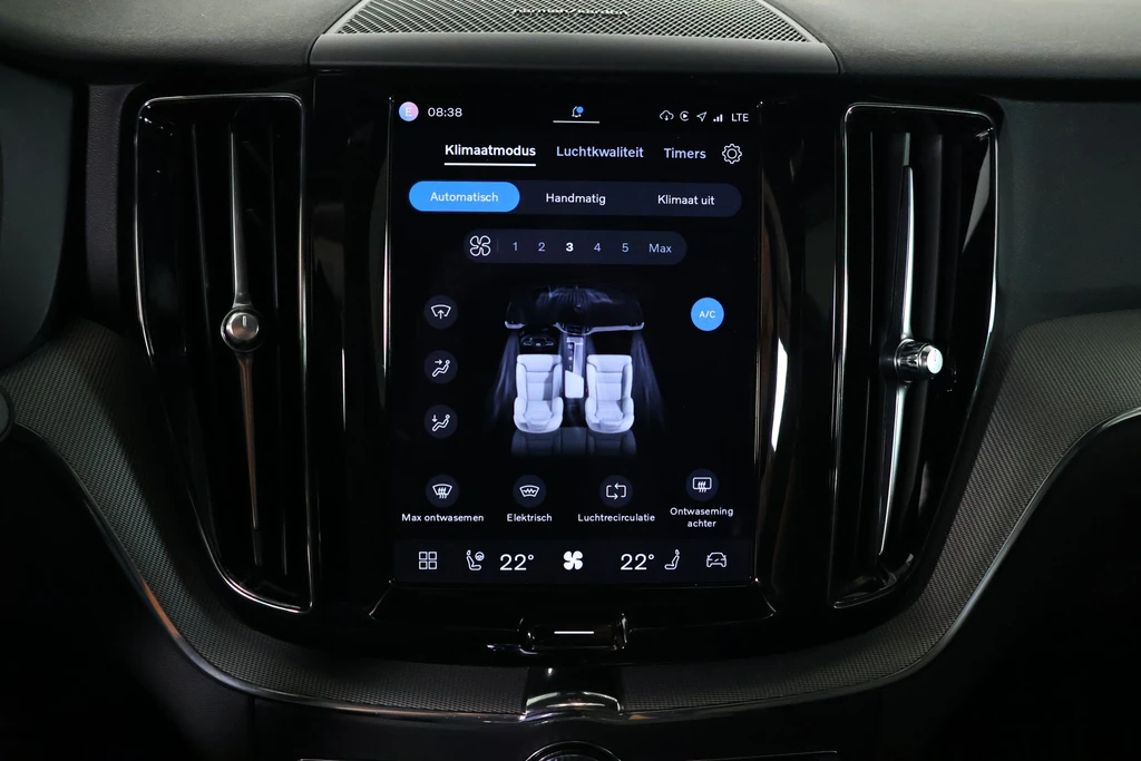 Volvo XC60 – foto 24