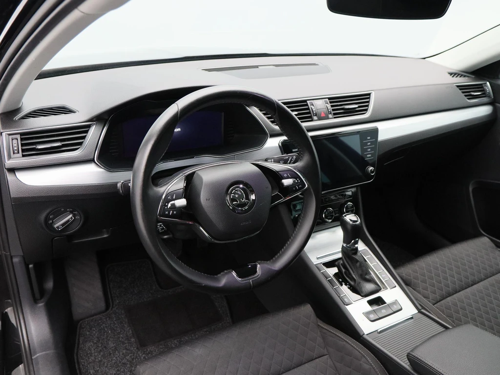 Škoda Superb – foto 9