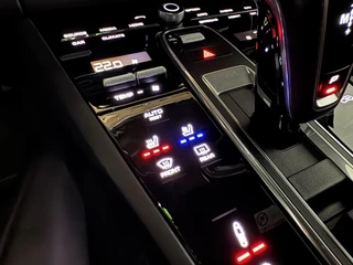 Porsche Cayenne – thumbnail 75