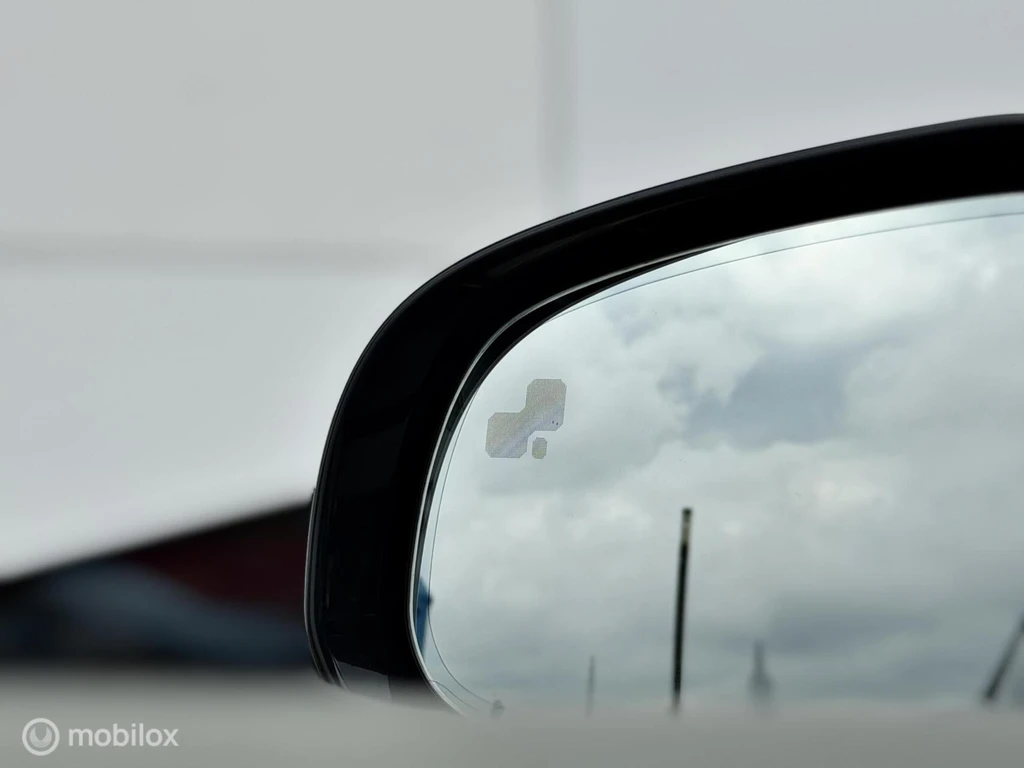 Jaguar I-PACE – foto 14