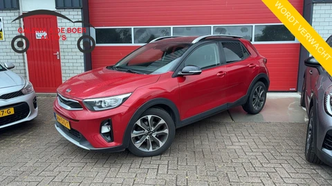 Kia Stonic 1.0 T-GDi DynamicLine 1STE EIG / TREKHAAK / CAMERA / CARPLAY / NAVI / CLIMA / PDC / BLUETOOTH / CRUISE / NL-AUTO