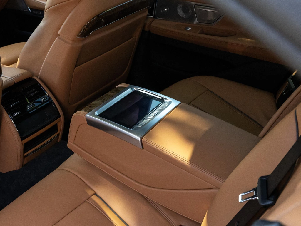 BMW 7 Serie – foto 34