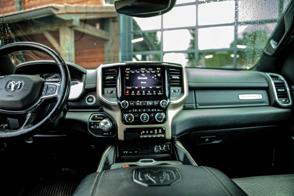 Dodge Ram 1500 – foto 12