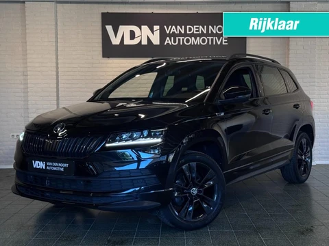 Škoda Karoq 1.5 TSI Sportline Business Stoel- stuurverw Navi Carplay 18''