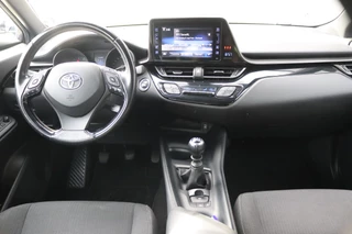 Toyota C-HR – thumbnail 12