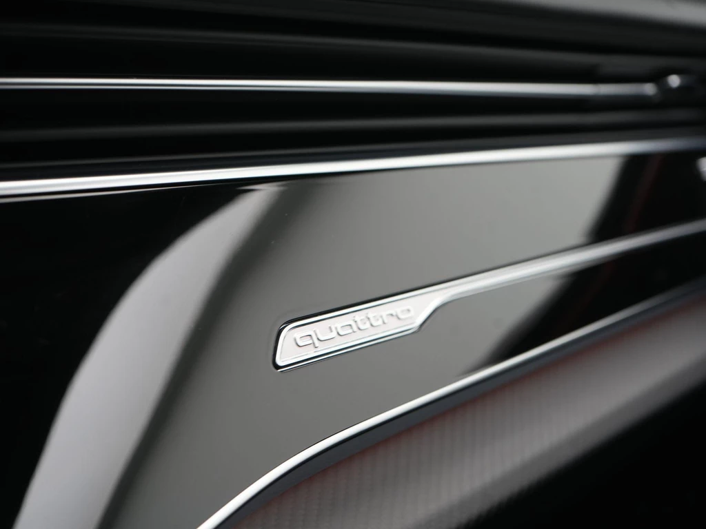 Audi RSQ8 – foto 23