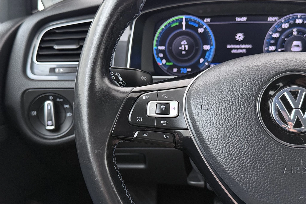 Volkswagen e-Golf – foto 19