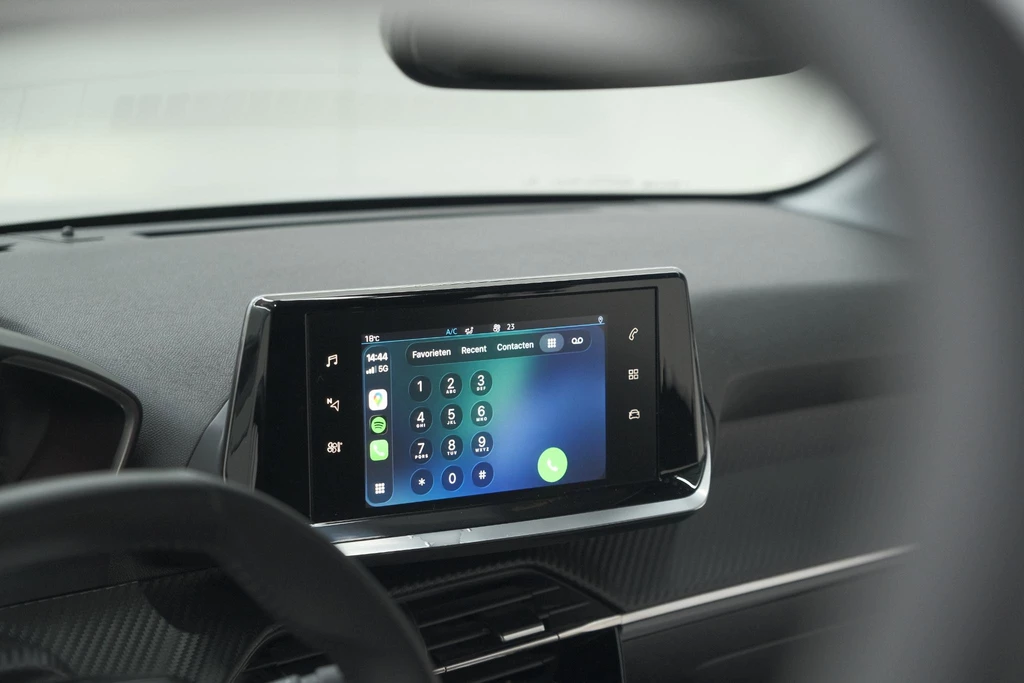 Peugeot 208 – foto 62