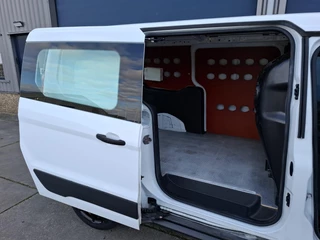 Ford Transit Connect – thumbnail 30