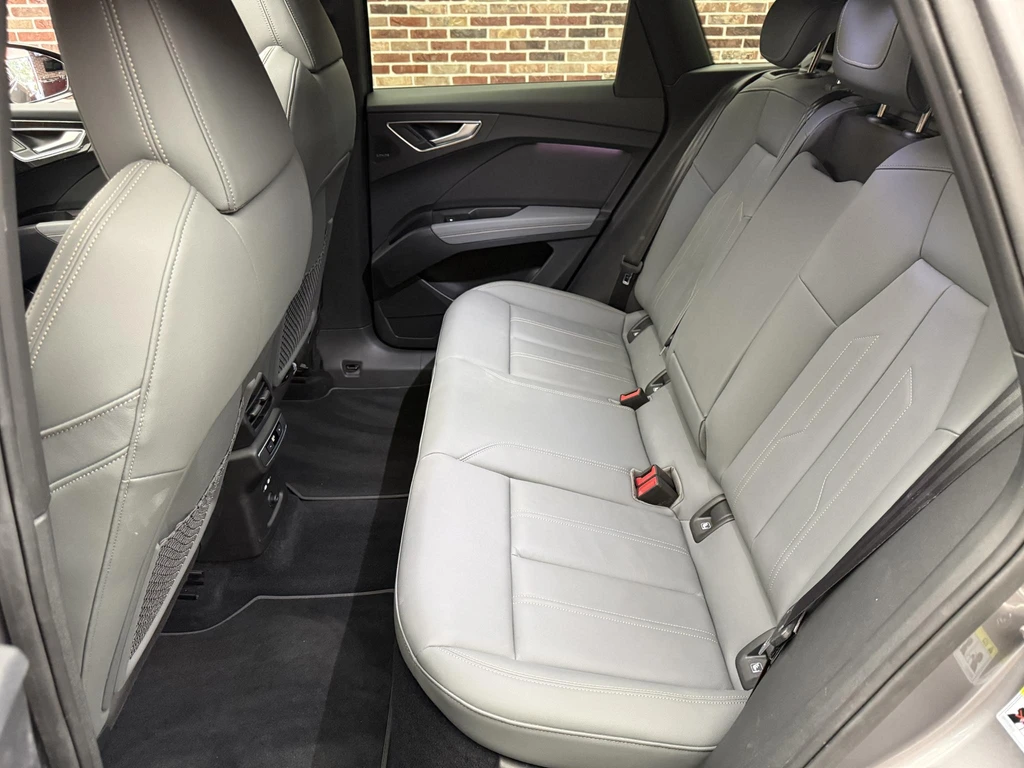 Audi Q4 e-tron – foto 32