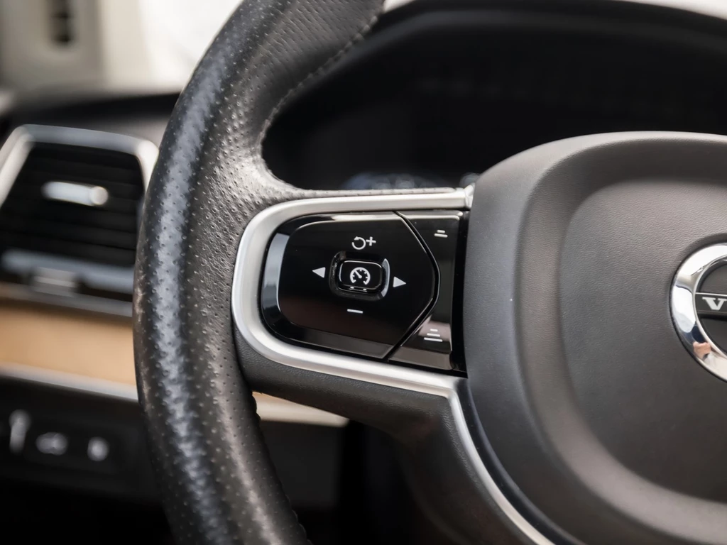Volvo XC90 – foto 23