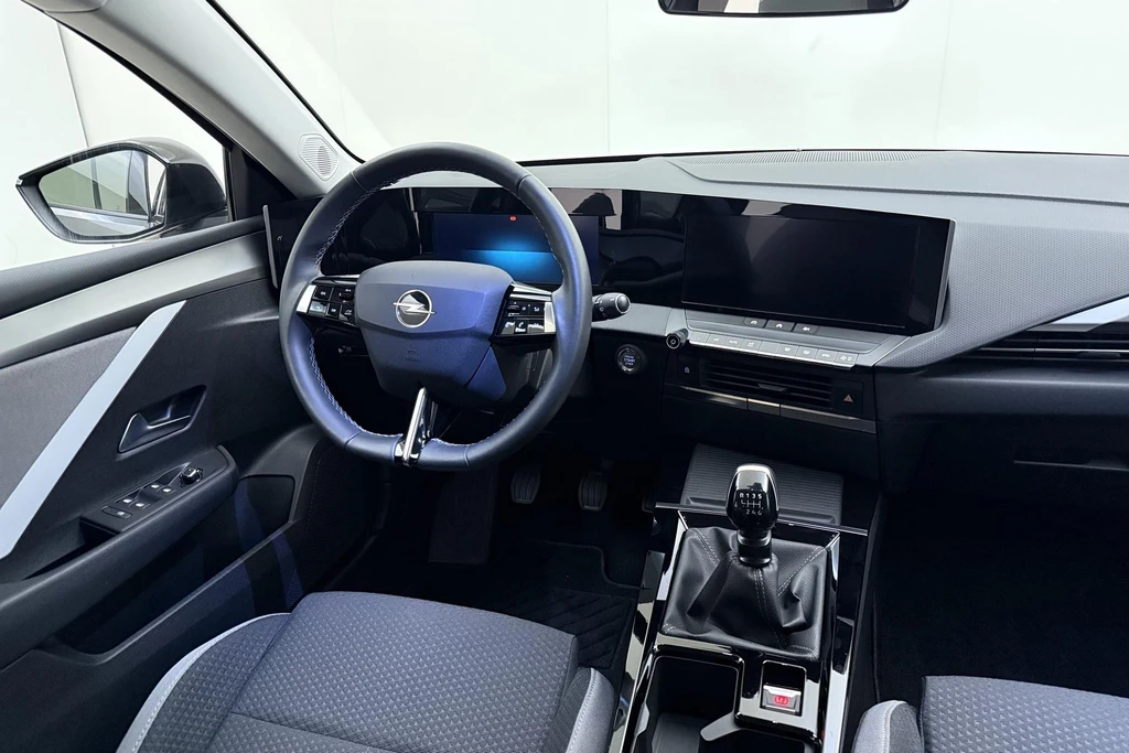 Opel Astra – foto 36