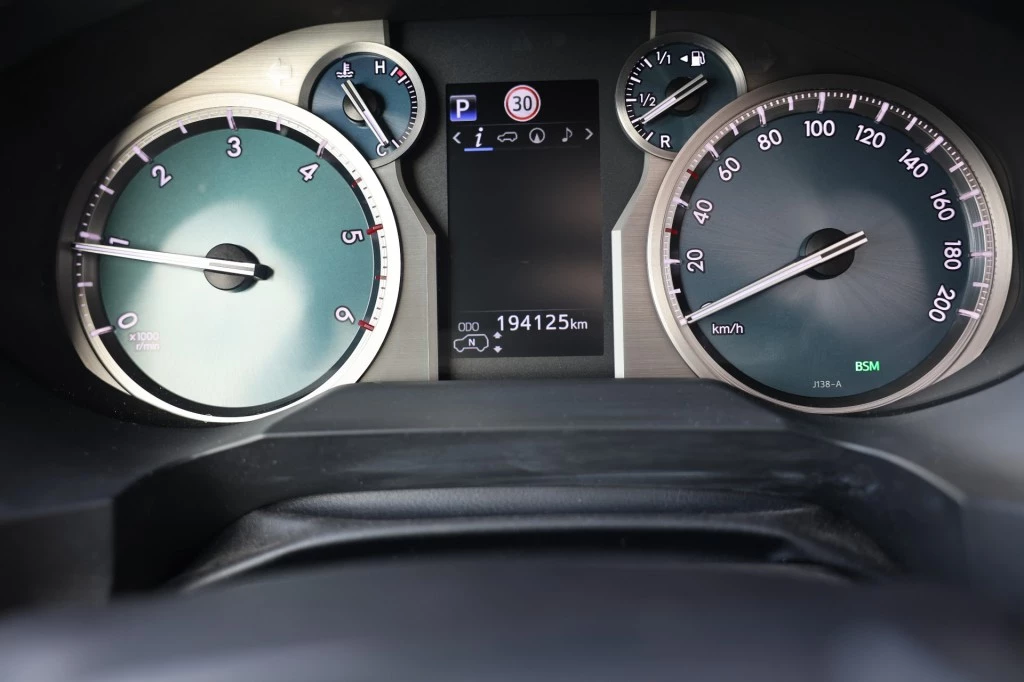 Toyota Land Cruiser – foto 12