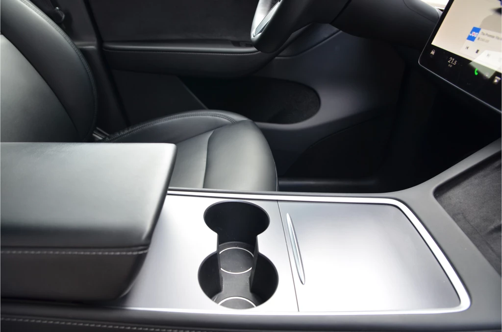 Tesla Model Y – foto 7