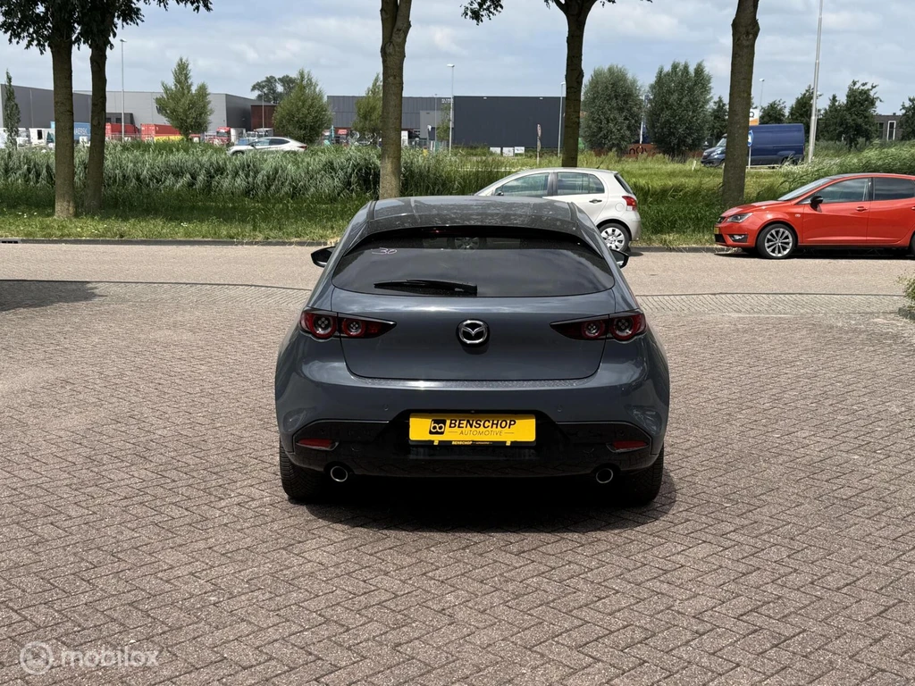 Mazda 3 – foto 3