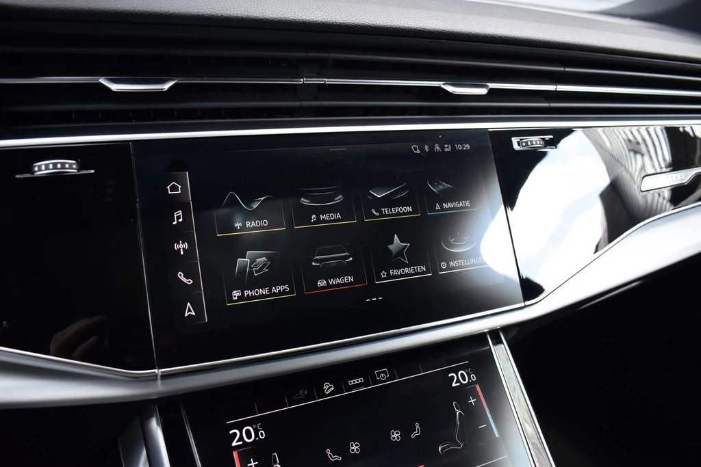 Audi Q7 – foto 17