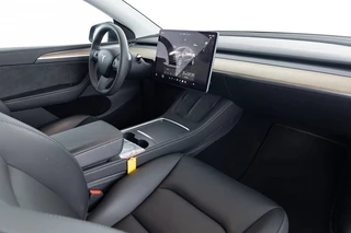 Tesla Model Y – thumbnail 8