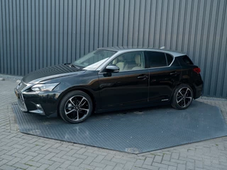 Lexus CT – thumbnail 2