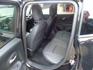 Jeep Renegade – thumbnail 15