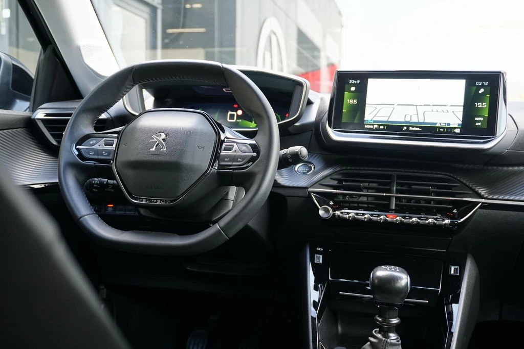 Peugeot 208 – foto 20