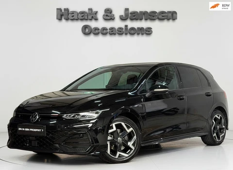 Volkswagen Golf 1.5 eTSI R-Line Edition - Stoel/Stuur verwarming - Adaptive Cruise - Inclusief BTW!