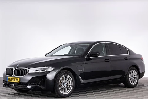 BMW 5 Serie 530e xDrive | LEDER | EL. STOELEN | 360 Camera | PHEV .