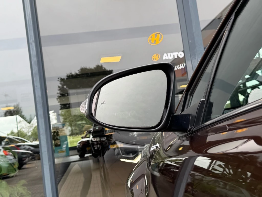 Toyota C-HR – foto 12