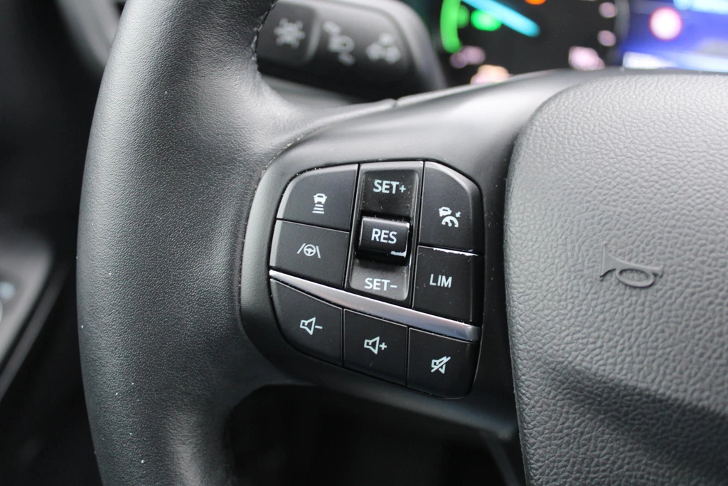Ford Kuga – foto 12