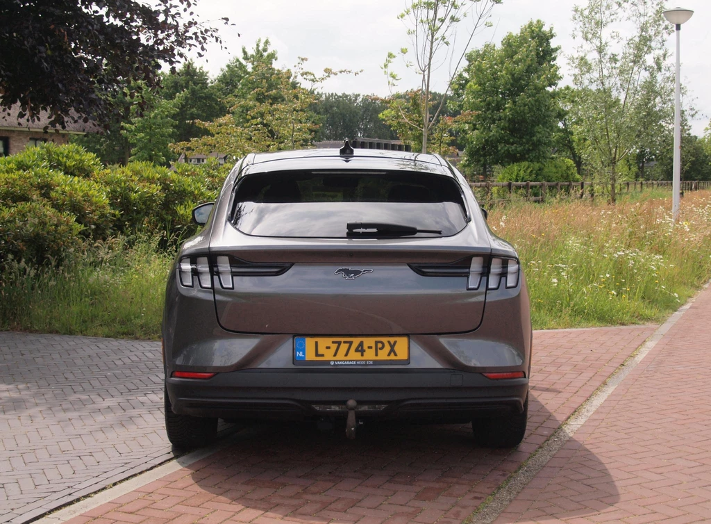 Ford Mustang Mach-E – foto 5