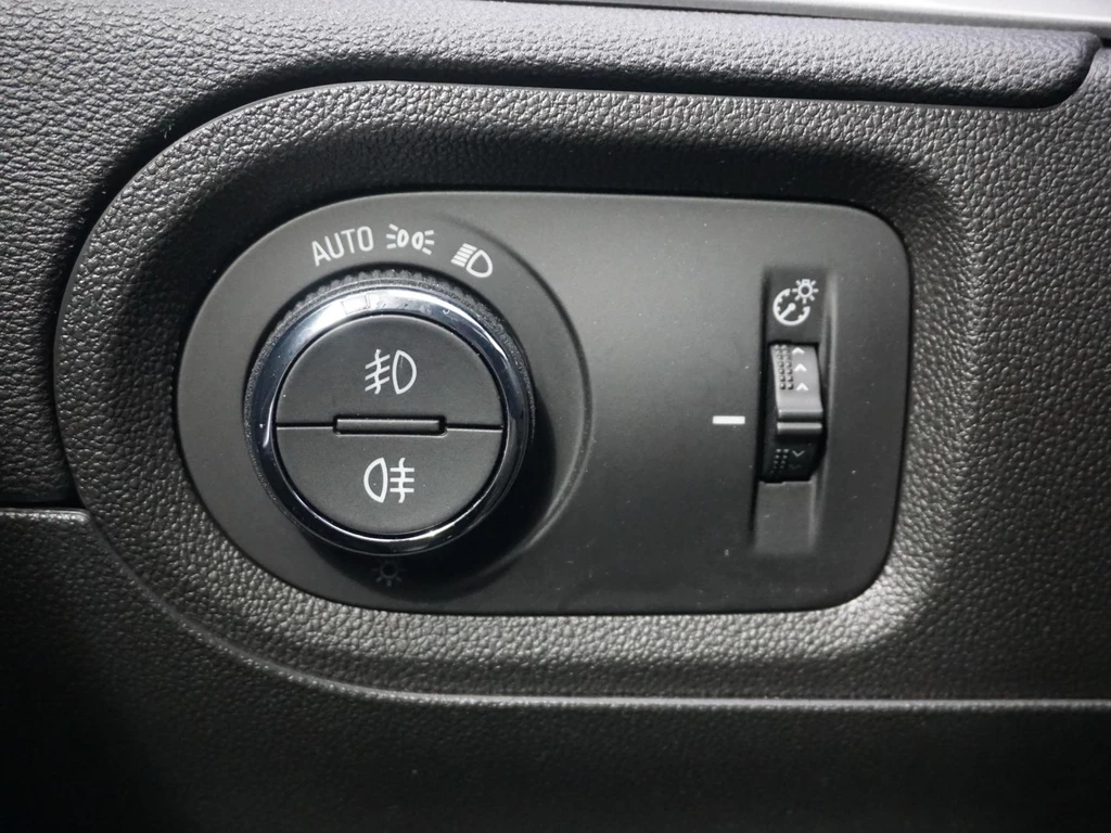 Opel Grandland – foto 14