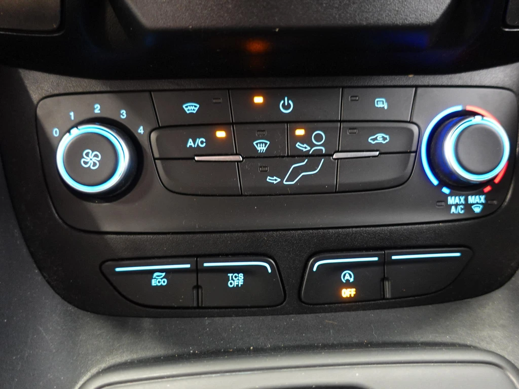 Ford Transit Connect – foto 32