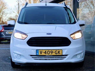Ford Transit Courier – thumbnail 7