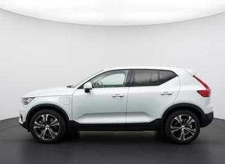 Volvo XC40 – thumbnail 4