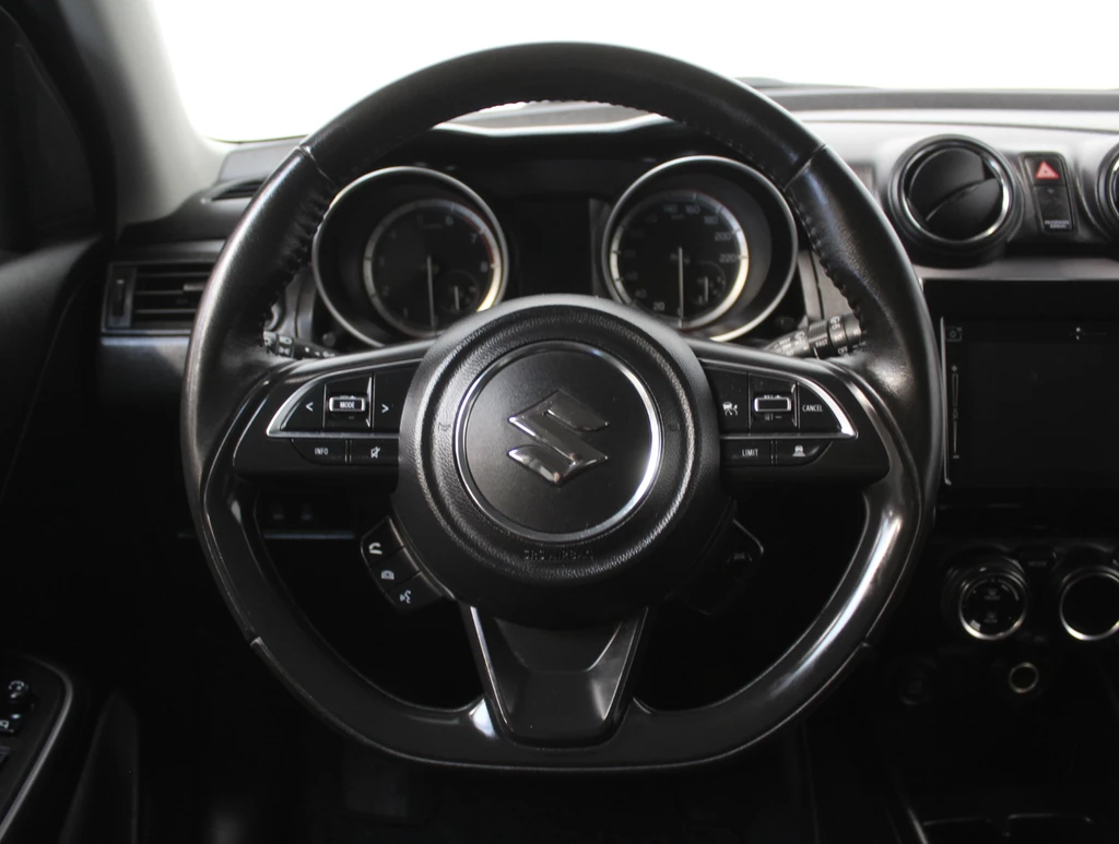 Suzuki Swift – foto 22