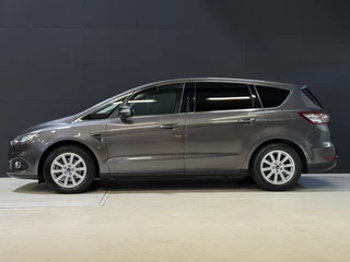 Ford S-Max – thumbnail 2
