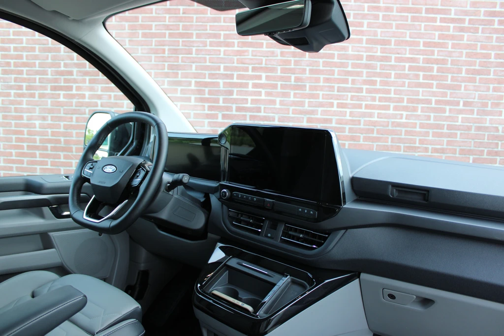 Ford Tourneo Custom – foto 12